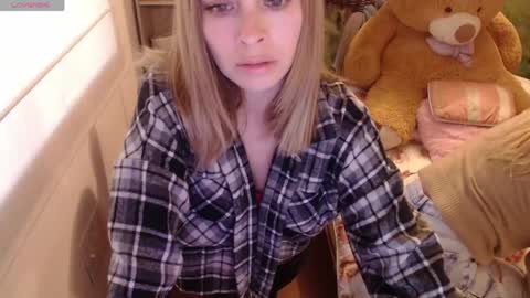 MEGAN online show from 04-27-26, 11:08