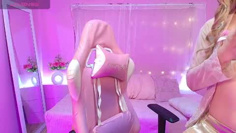 Snapshot of meganlust11 chatting on 05-29-26, 05:55 meganlust11 online show from 05-29-26, 05:55