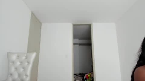 Snapshot of meganmir1 chatting on 10-17-25, 02:52 meganmir1 online show from 10-17-25, 02:52