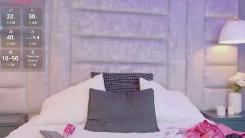 meganmonroee_ online show from 04-18-26, 09:59