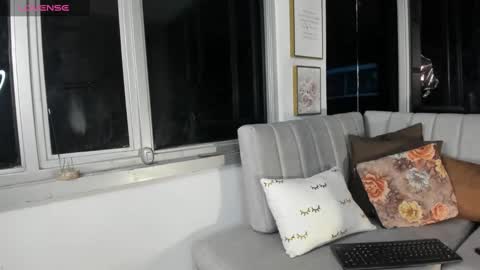 Mara online show from 03-11-25, 10:29