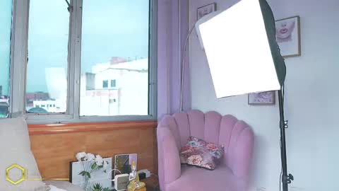 Mara online show from 11-24-25, 12:16