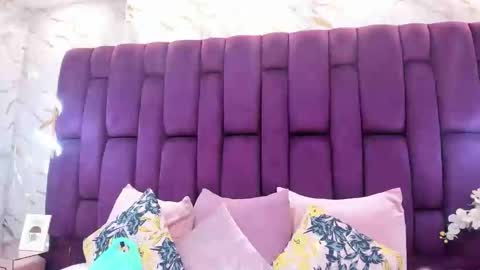 Megan  online show from 05-04-26, 07:32