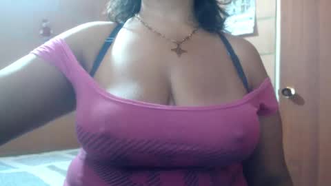 Snapshot of meganny_2023 chatting on 02-11-25, 08:10 Danny online show from 02-11-25, 08:10