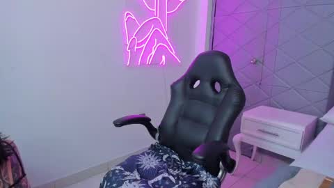 Megan Presley online show from 04-29-26, 06:58