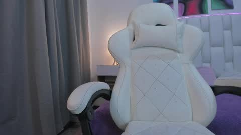 Megan Queen online show from 04-06-26, 12:28