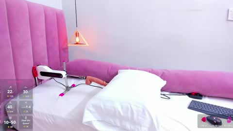 Megan  online show from 10-17-25, 07:27