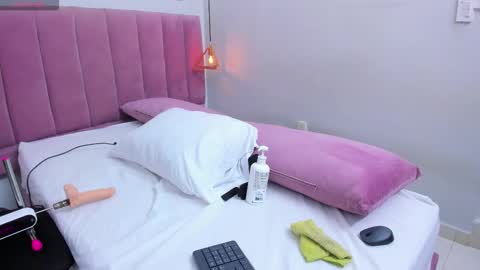 Megan  online show from 03-24-26, 07:41