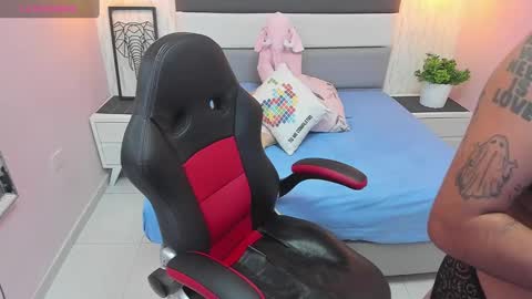 M E G A N  online show from 02-07-25, 12:50