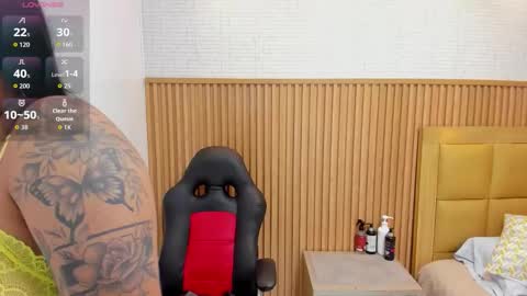 M E G A N  online show from 10-30-25, 02:46