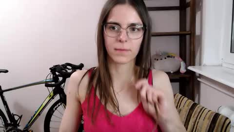 Snapshot of megi_erotic chatting on 12-14-25, 07:40 Megi online show from 12-14-25, 07:40