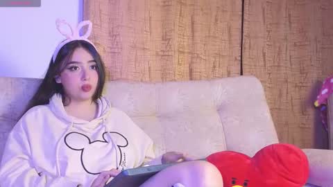 Snapshot of megumi_yang chatting on 11-13-25, 08:57 Megumi online show from 11-13-25, 08:57