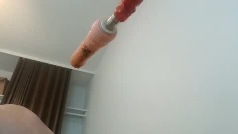 Snapshot of meheriuk68 chatting on 10-20-25, 11:49 meheriuk68 online show from 10-20-25, 11:49