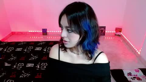 Melissa online show from 10-30-25, 03:30