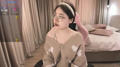 Mei  online show from 12-04-25, 05:17