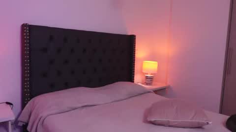 meiis3 online show from 03-08-25, 04:56