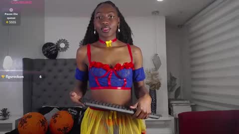 Snapshot of meilybarbie chatting on 10-17-25, 08:00 meilybarbie online show from 10-17-25, 08:00