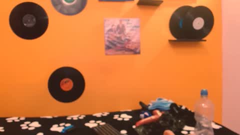 MEIS online show from 12-22-25, 02:41