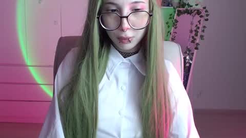 Snapshot of meitenshi chatting on 03-12-25, 05:57 mori3 online show from 03-12-25, 05:57