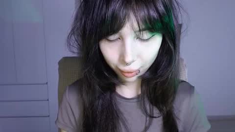 Snapshot of meitenshi chatting on 04-11-26, 04:39 mori3 online show from 04-11-26, 04:39