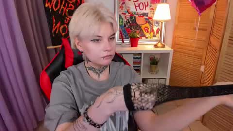 mekurisu online show from 03-03-25, 07:32