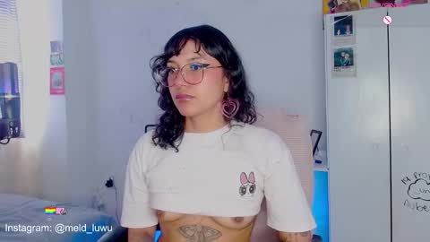 Snapshot of mel_dahlia chatting on 12-18-25, 05:41 Melissa - - Please help me to reach 100 thumbs up online show from 12-18-25, 05:41