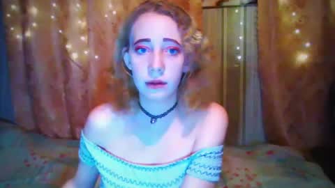 Snapshot of mel_mellie chatting on 12-08-24, 05:11 Mel Mellie online show from 12-08-24, 05:11