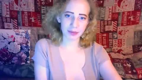 Snapshot of mel_mellie chatting on 03-05-25, 08:00 Mel Mellie online show from 03-05-25, 08:00