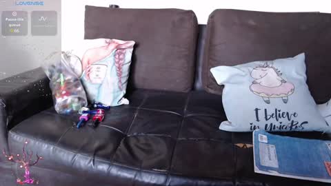 mel raise online show from 01-12-25, 10:33