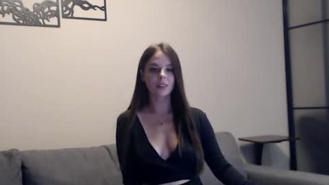 meladams online show from 10-19-25, 08:09