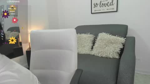 Snapshot of melan_owen chatting on 01-19-25, 11:01 melan_owen online show from 01-19-25, 11:01