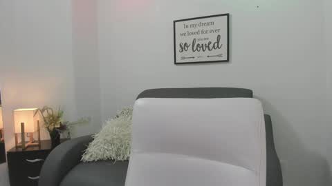 Snapshot of melan_owen chatting on 01-24-25, 10:53 melan_owen online show from 01-24-25, 10:53