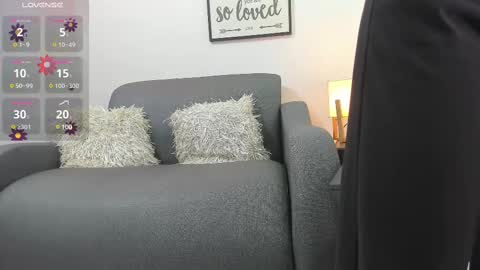 Snapshot of melan_owen chatting on 03-08-25, 11:05 melan_owen online show from 03-08-25, 11:05