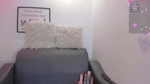 Snapshot of melan_owen chatting on 09-25-25, 11:03 melan_owen online show from 09-25-25, 11:03