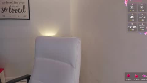 Snapshot of melan_owen chatting on 10-31-25, 11:11 melan_owen online show from 10-31-25, 11:11