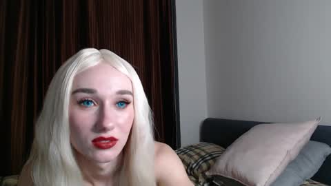 Melani online show from 05-19-26, 10:10