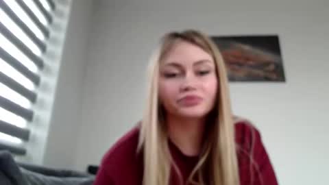 Snapshot of melani_a chatting on 02-10-25, 11:57 Melania online show from 02-10-25, 11:57