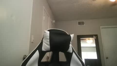 Snapshot of melanie1738 chatting on 10-29-25, 05:04 melanie1738 online show from 10-29-25, 05:04