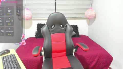 Melanie  online show from 01-26-25, 07:10