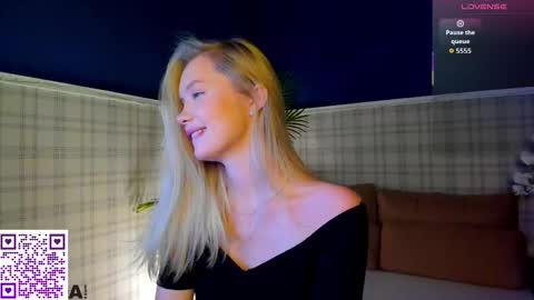 Melanie online show from 10-04-25, 01:14