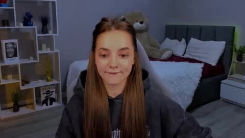 MelanieAlves online show from 11-26-25, 06:09