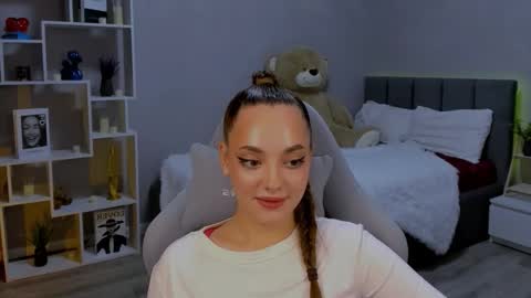 MelanieAlves online show from 11-28-25, 06:43