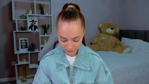 MelanieAlves online show from 04-26-26, 02:26