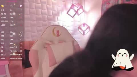 Snapshot of melaniegrayx chatting on 10-30-25, 02:51 melaniegrayx online show from 10-30-25, 02:51