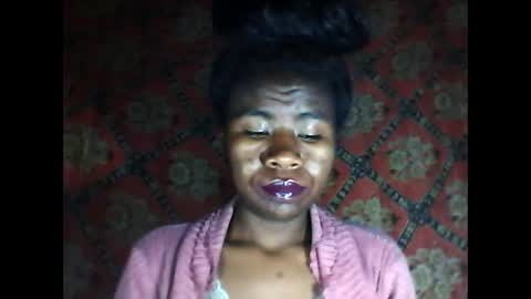 Snapshot of melanih chatting on 09-09-25, 02:00 melanih online show from 09-09-25, 02:00