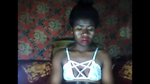 Snapshot of melanih chatting on 10-20-25, 04:24 melanih online show from 10-20-25, 04:24