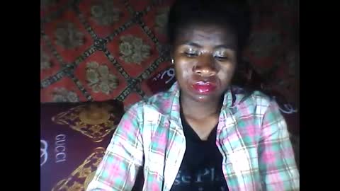 Snapshot of melanih chatting on 10-21-25, 05:46 melanih online show from 10-21-25, 05:46