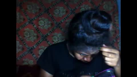 Snapshot of melanih chatting on 11-13-25, 05:01 melanih online show from 11-13-25, 05:01