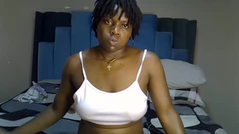 Moon online show from 06-10-26, 02:16