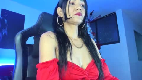 melannia_hills online show from 12-25-24, 07:24